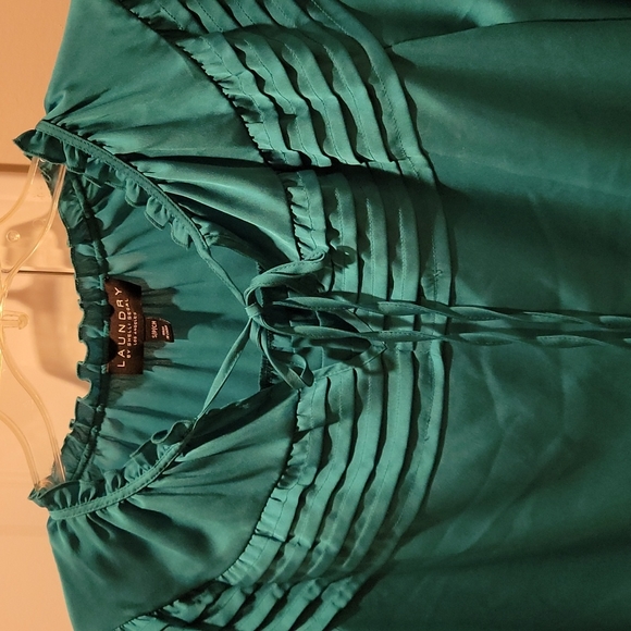 Laundry by Shelli Segal turquoise blouse - Picture 3 of 6